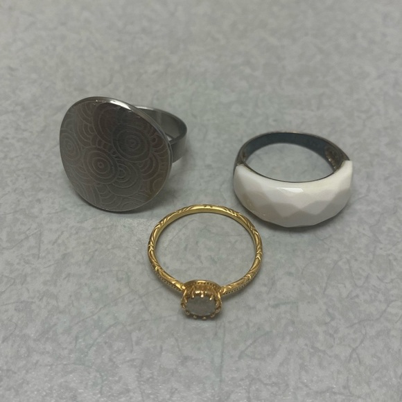 ⭐️WOMEN'S Jewely Rings⭐️ - Picture 3 of 12